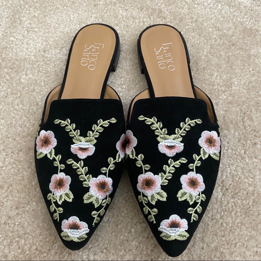 EUC Franco Sarto Slip-on Floral Mule